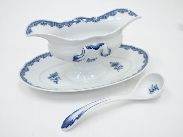 Pottery & Ceramics